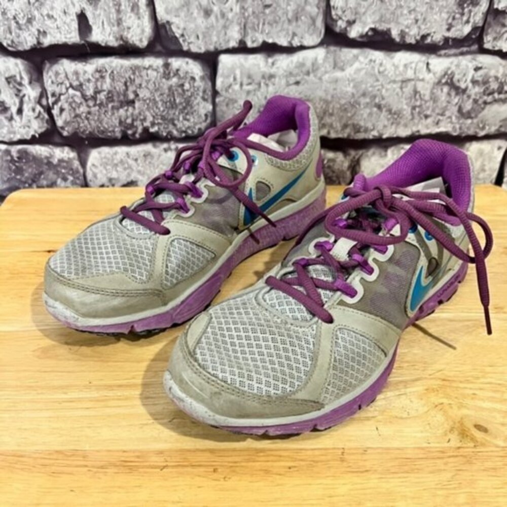 Nike Gray, Purple & Turquoise Lace Up Sneakers Size 7